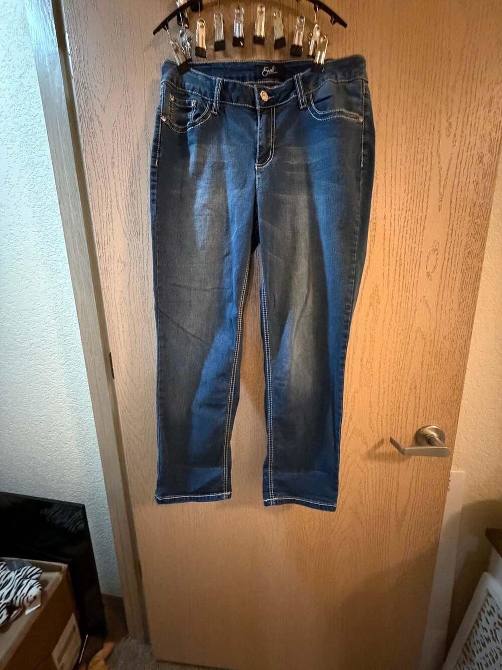Earl Jean Embroidered Flap Pocket Jeans Size 12